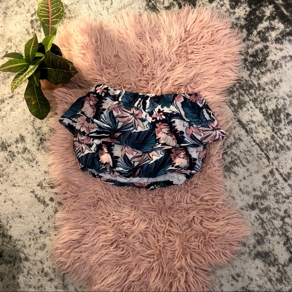 Spiritual Gangster Waikiki Ruffle Top